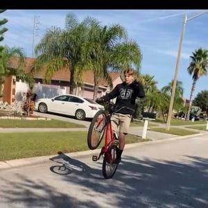 Meet your Posher, Tyler